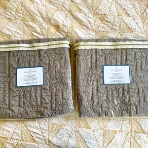 Williams-Sonoma Home Greek Key Sateen Standard Shams (2)
